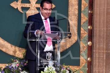  Telde con el empresario Grisaleña en la lectura del pregón de Santiago 2018 (Foto Antonio Alí)